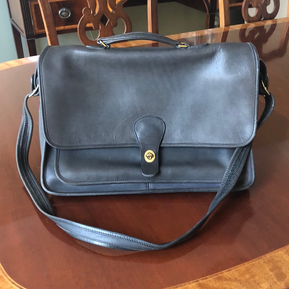 Vintage Coach Messenger Laptop Bag - Black Leather